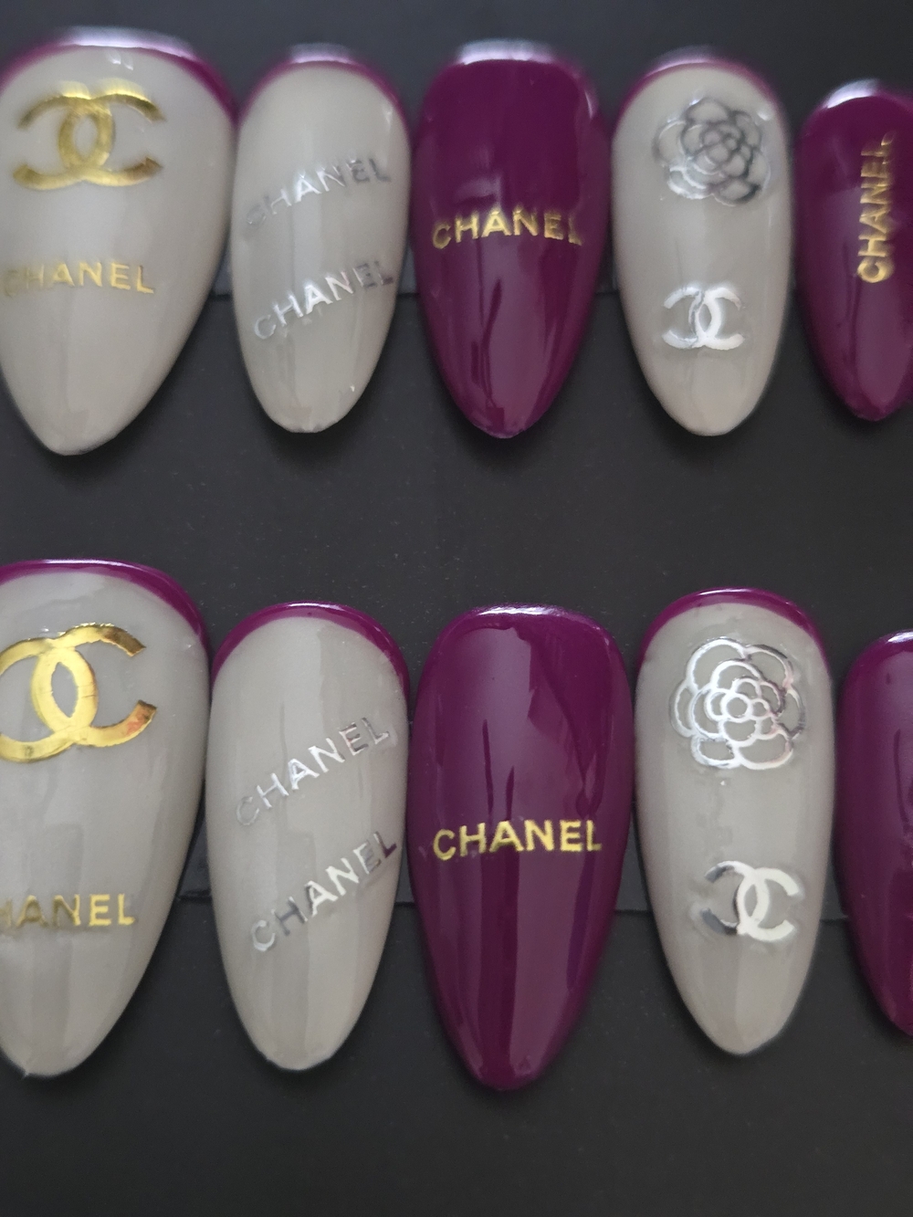 Eleganr Plum and White Press-On Nail Set - Picture 2 of 2